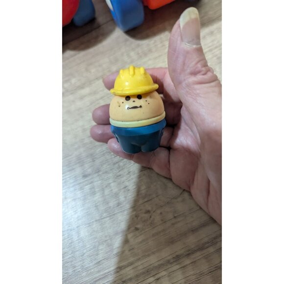 Vintage Little Tikes Chunky Toy Cars With Driver Figure clunky - Picture 4 of 9